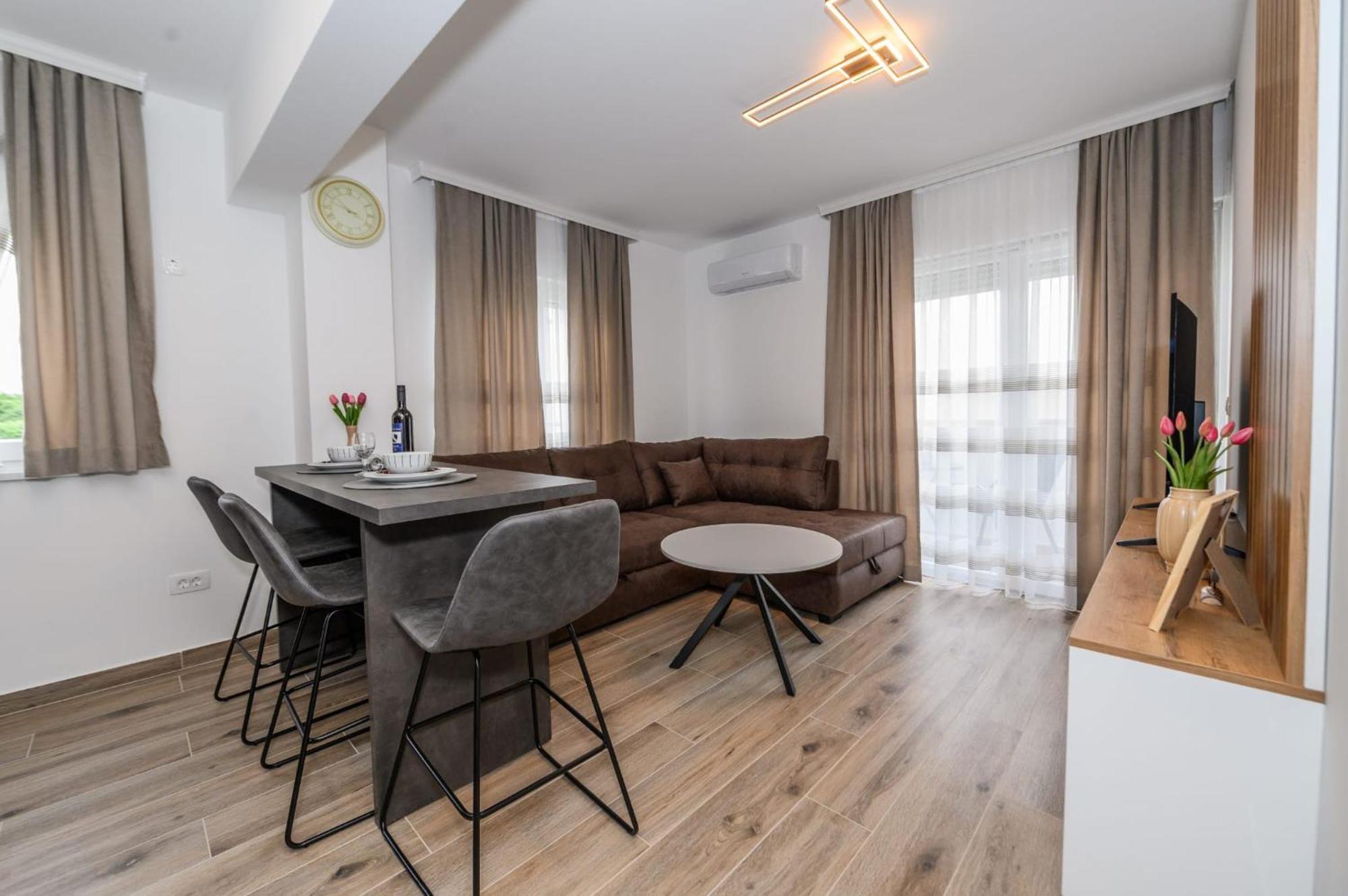 Apartment Kornelija Kastela